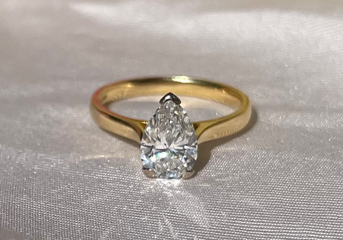 engagement ring, engagement ring handmade, cheap engagement ring, diamond engagement ring, expensive luxury engagement ring, classic engagement ring, carbon neutral diamond ring, lab diamond ring, diamond ring dublin, bespoke diamond ring buy