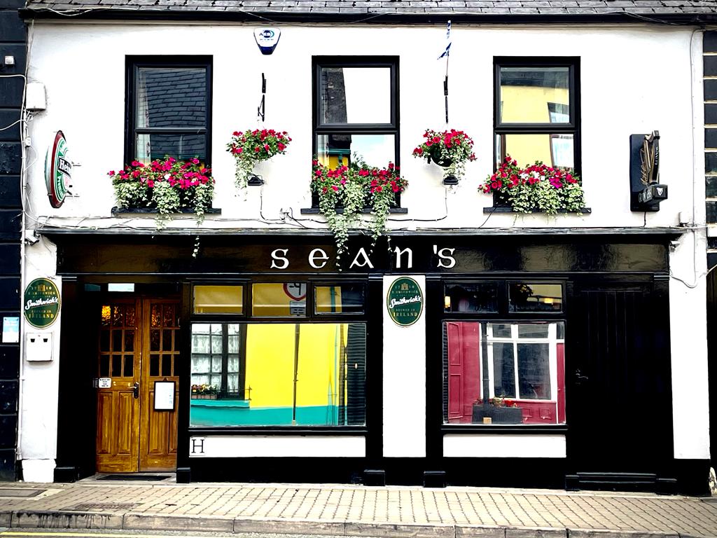 Street view of Seans Bar Castleblayney