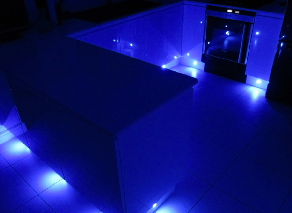 Digitial LED lighting in a kitchen