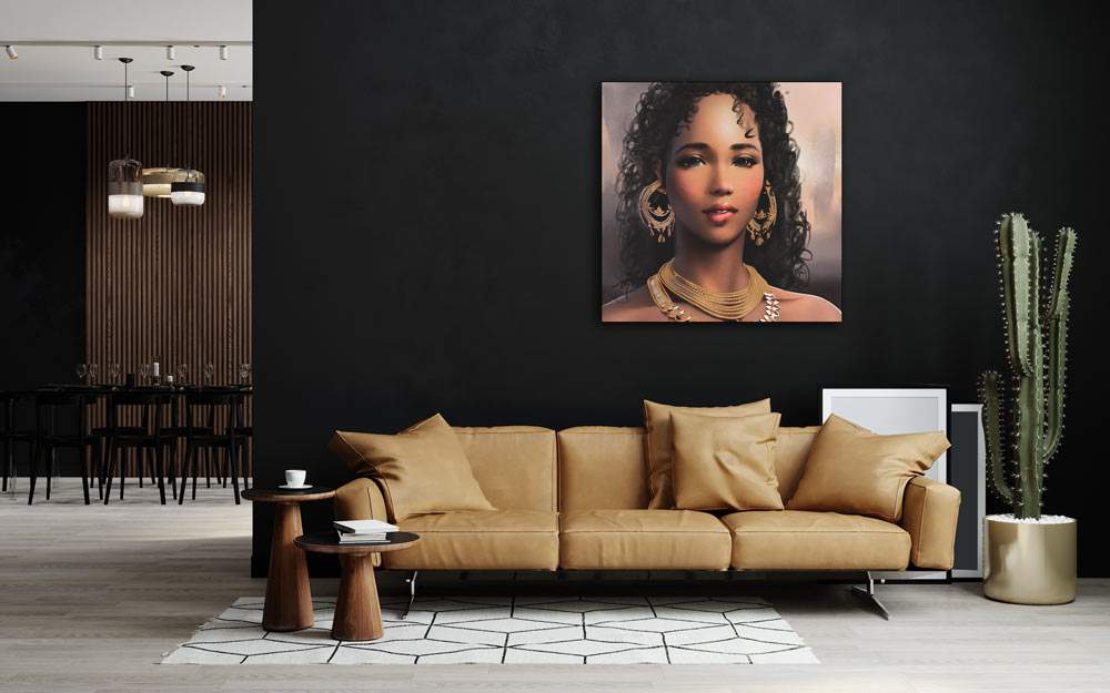 Portret Afrikaanse vrouw met krullend haar met gouden sieraden