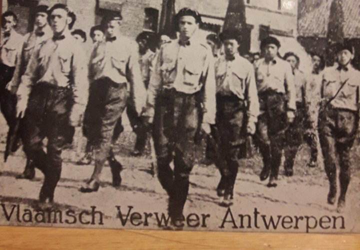 Reproductie postkaart Vlaamsch verweer Antwerpen 1927 ( B 50 )
