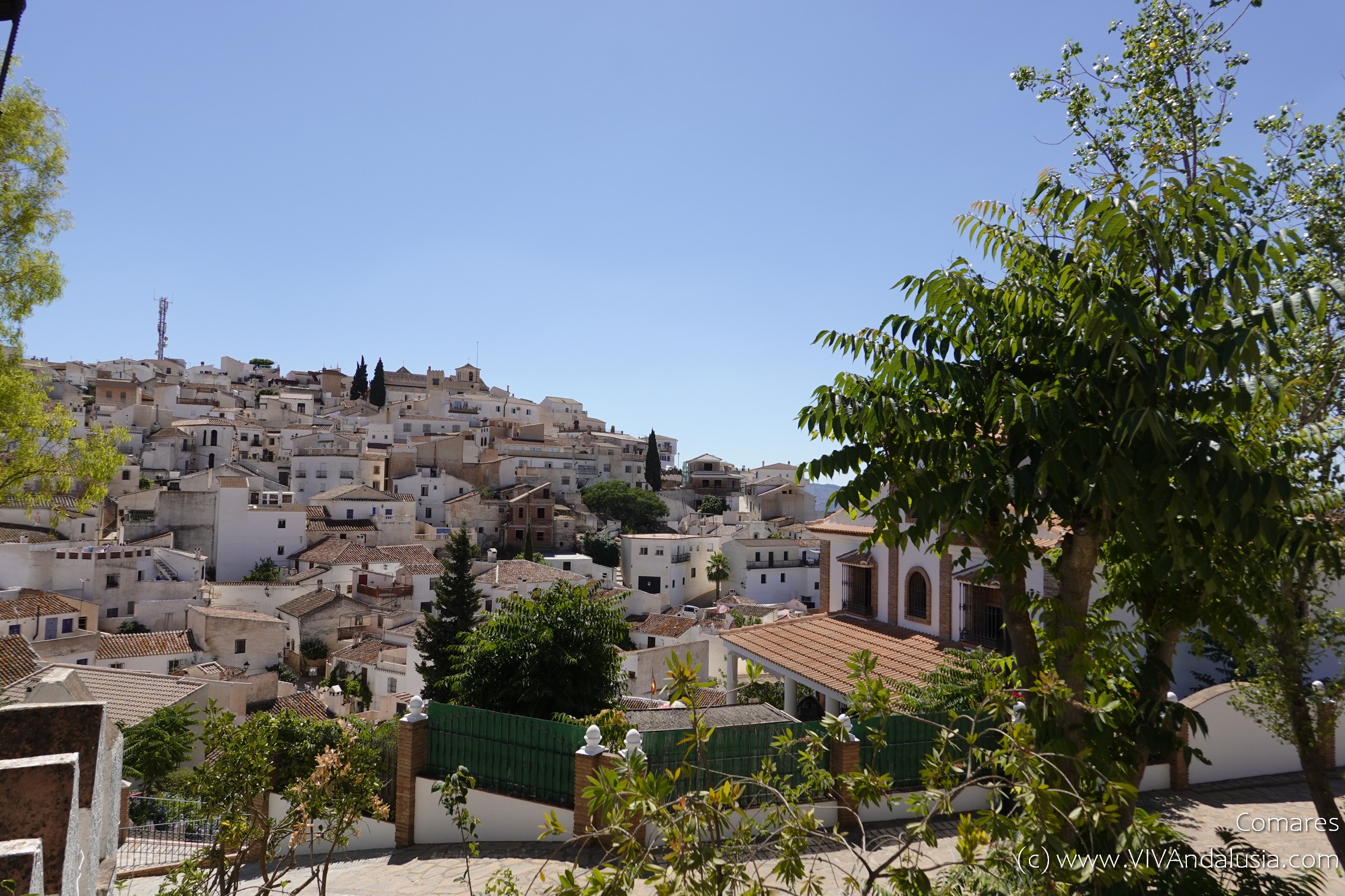 De Betovering van Comares: Het Hoogst Gelegen Witte Dorp van Andalusië