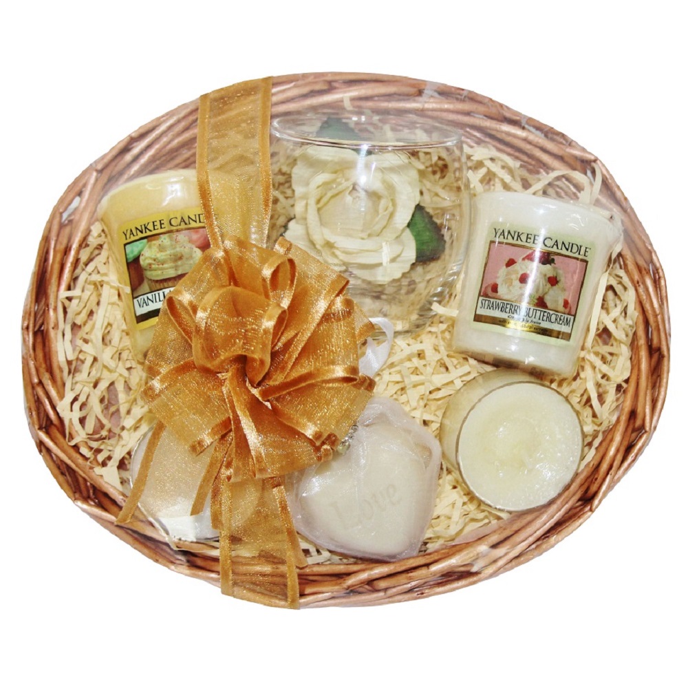 Candle Treat, Gift Basket - Gold