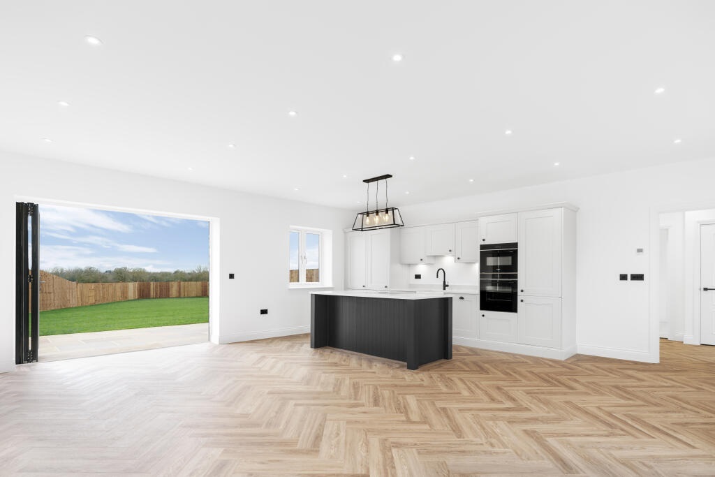 Painted Shaker Kitchen, Quartz worktop