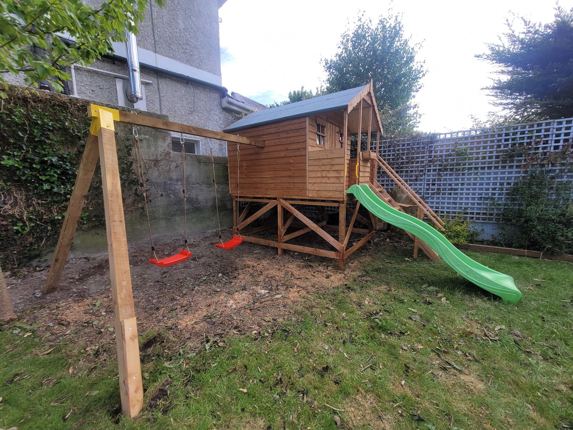 8x6 Treehouse With 2 Swings