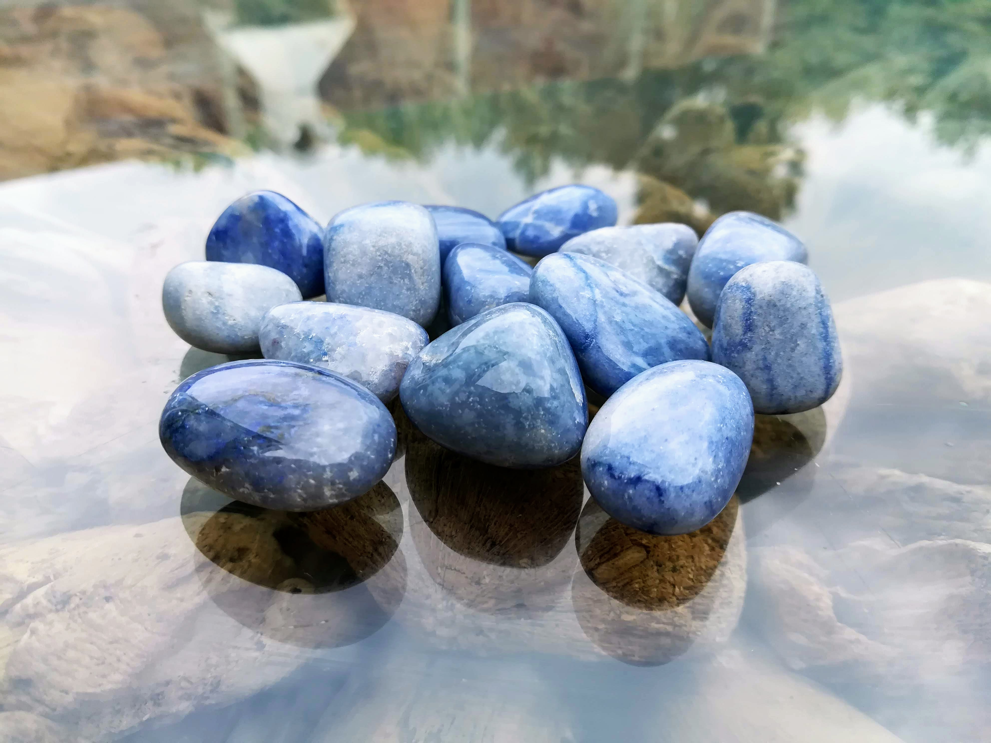 Blue Quartz Polished Stones