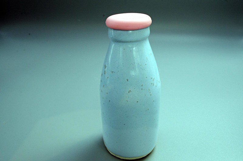 70's retro milk/cream bottle with rubber cap. Available in various colours.