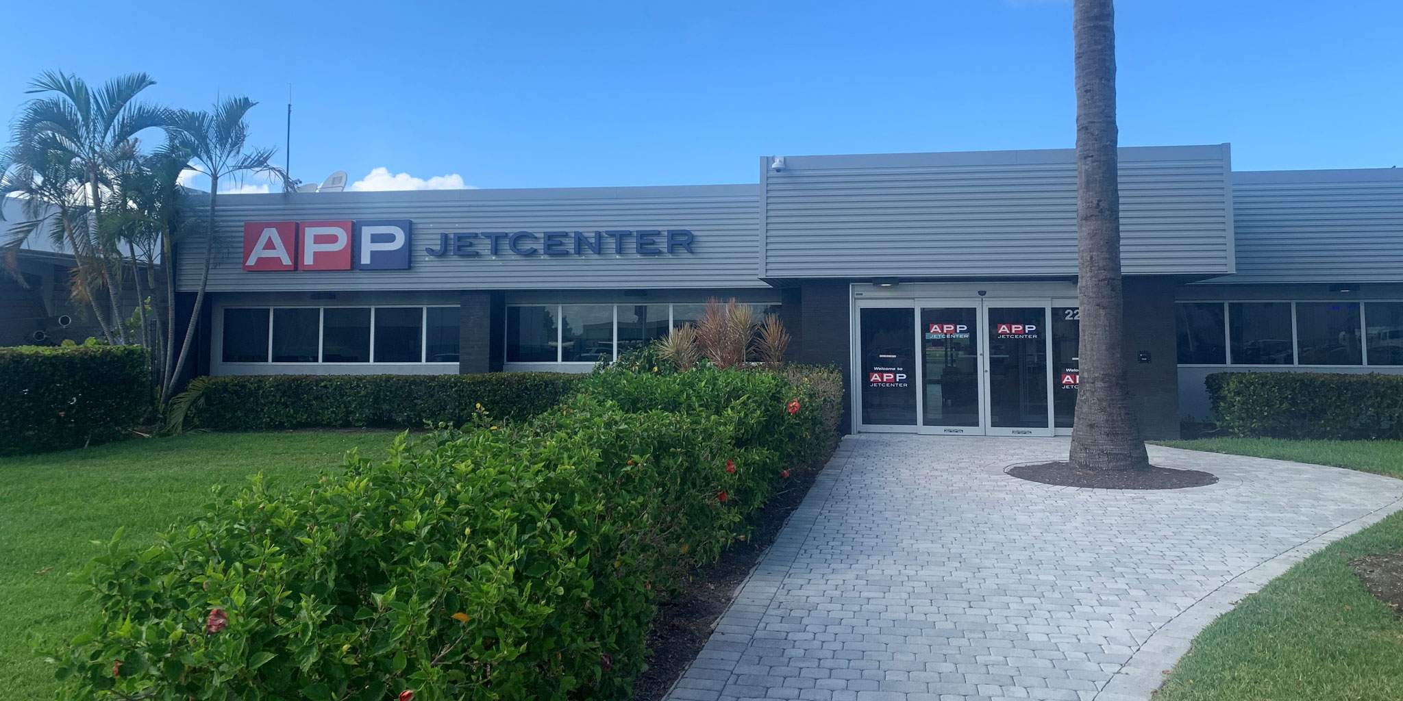 APP Jet Center acquire FBO at Witham Field Airport/KSUA