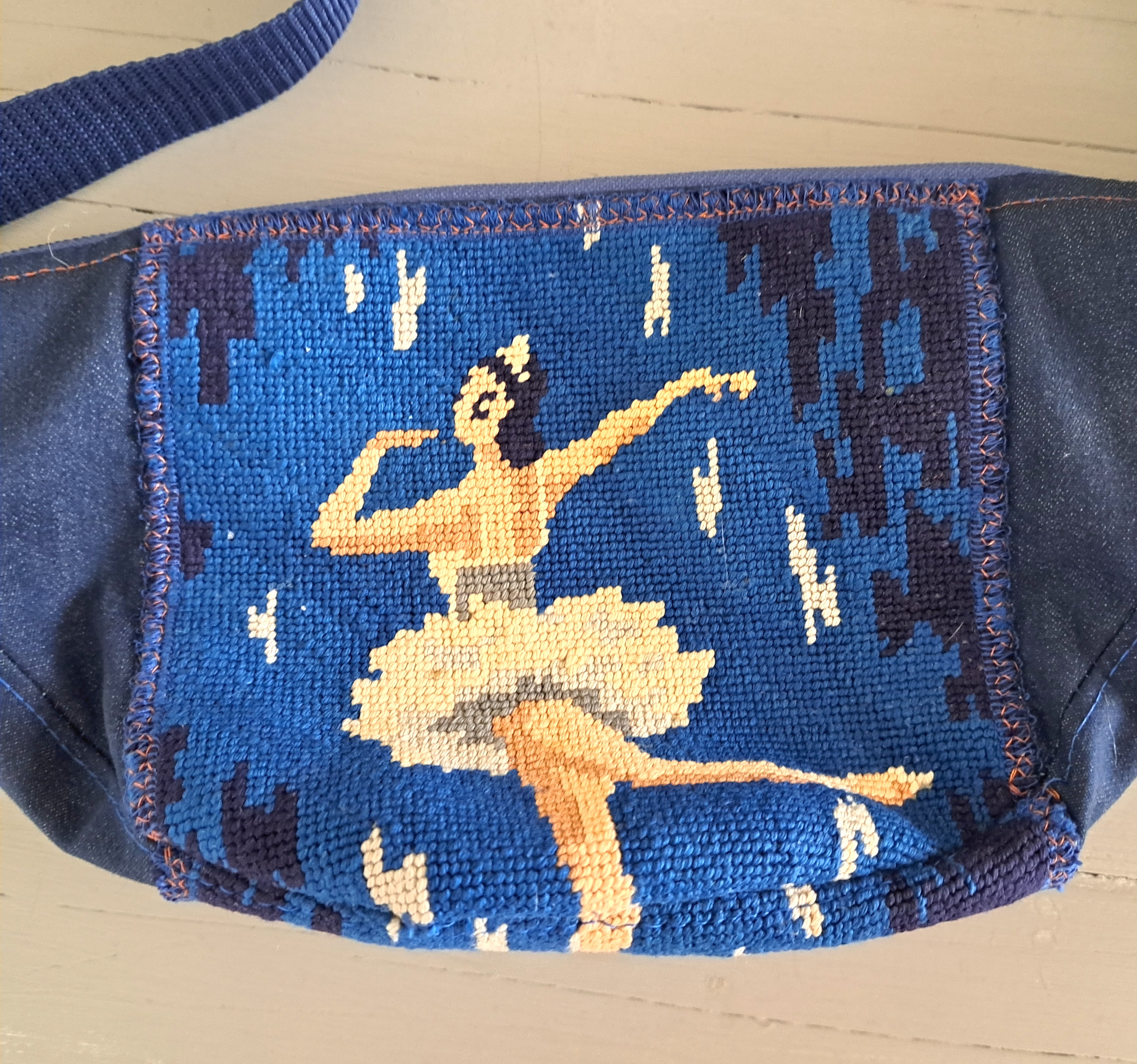 Crossbodybag met danseres VERKOCHT