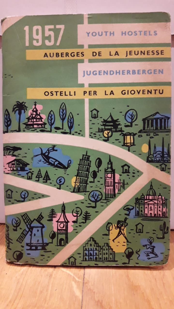 Boekje met de jeugdherbergen in 1957