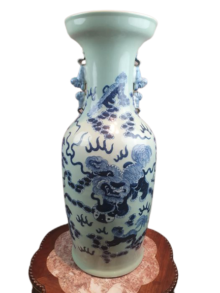 Chinese Celadon vazen in blauwwit