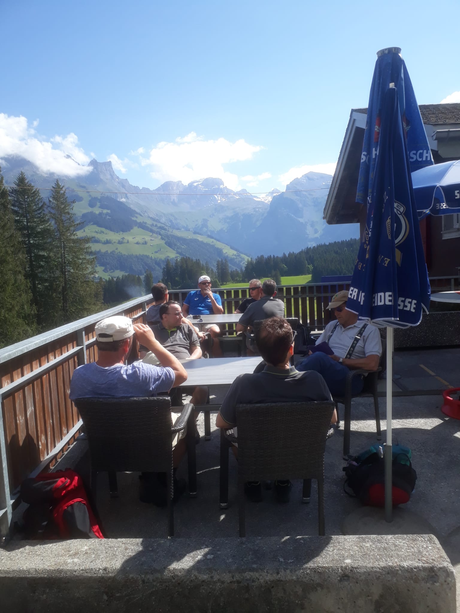 Kaffeehalt im Bergrestaurant Untertrübsee