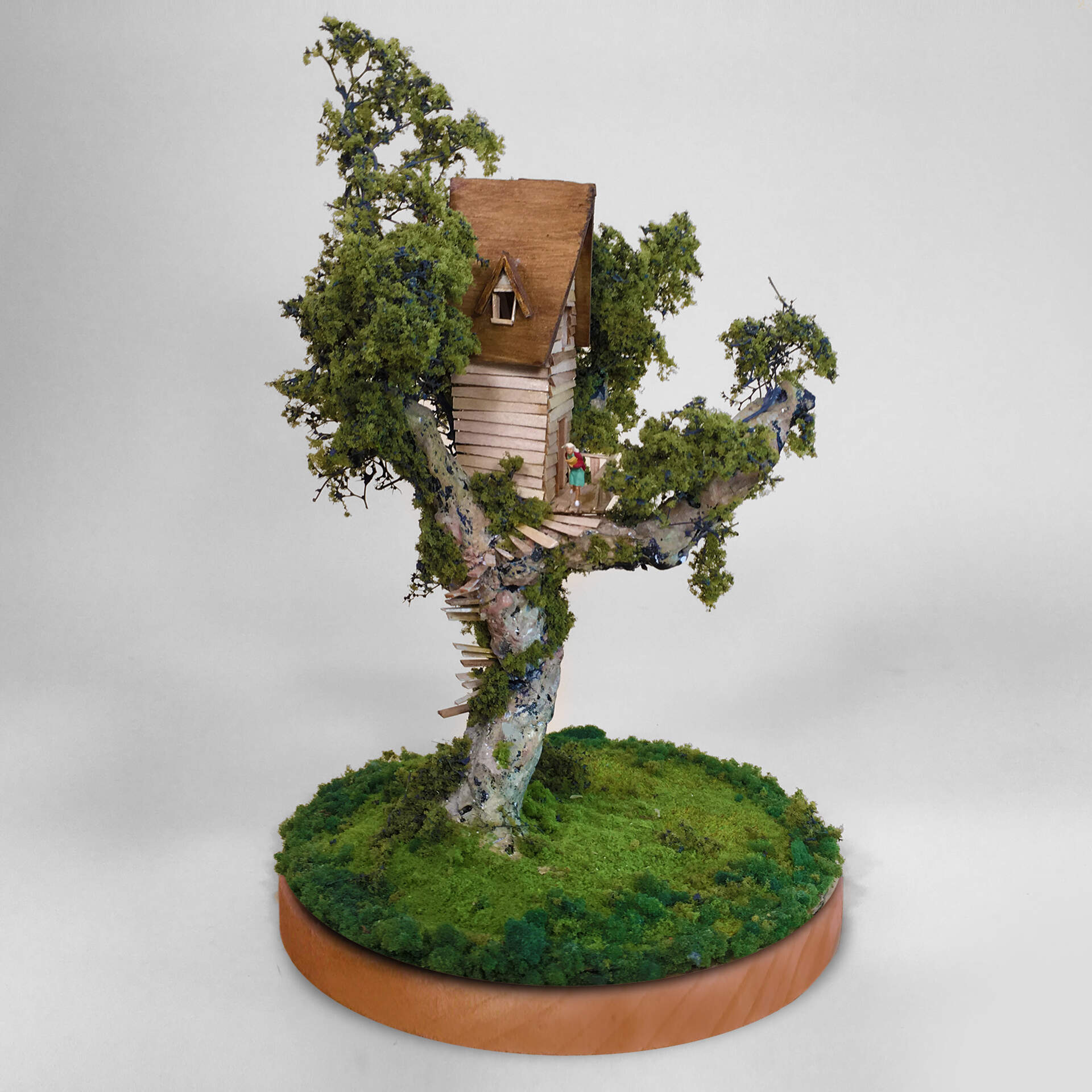 Tree House (1/3)