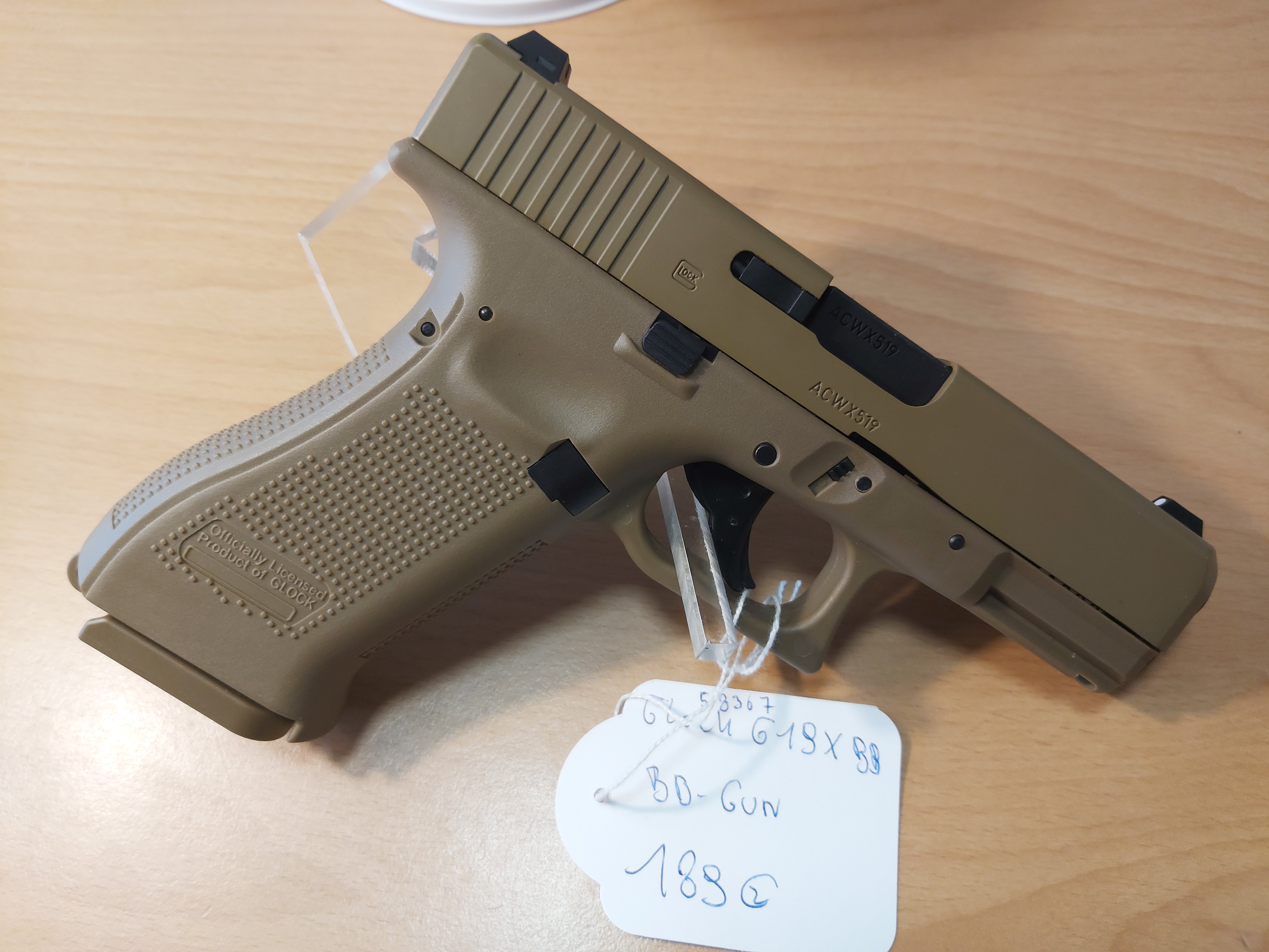 Glock 19X, BB-gun, blow-back, 189€