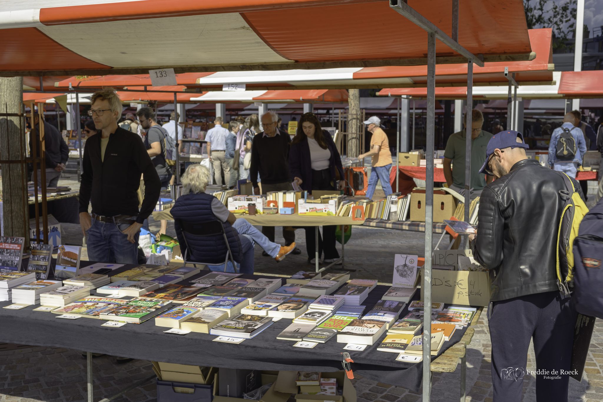 Tilburgse boekenmarkt Boeken Rond het Paleis _ Foto _ Freddie de  Roeck  _ 25 Aug 2025 -17jpg