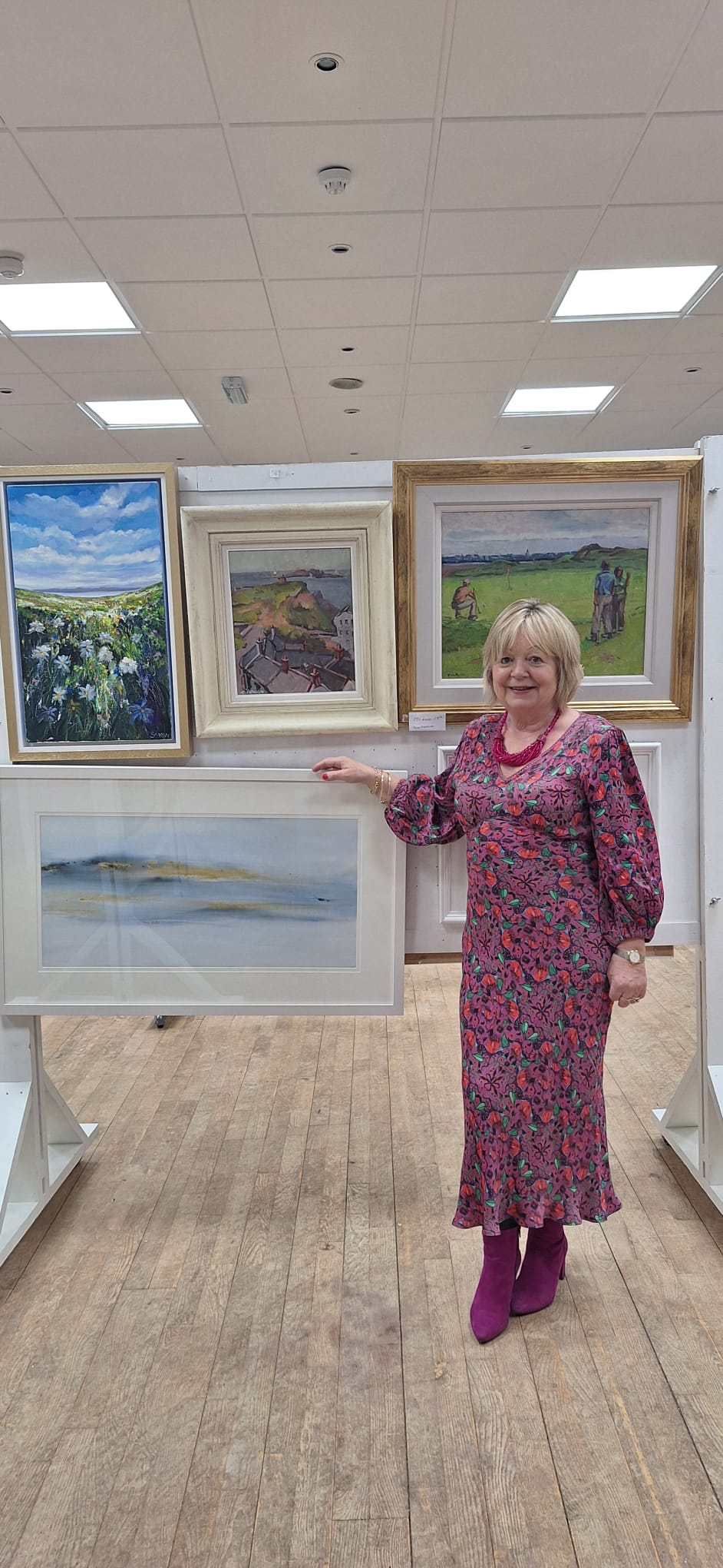 Art Exhibition in Malahide Tennis Club hosted by Malahide Lyons Club with 25% proceeds going to Childhood Cancer Ireland.