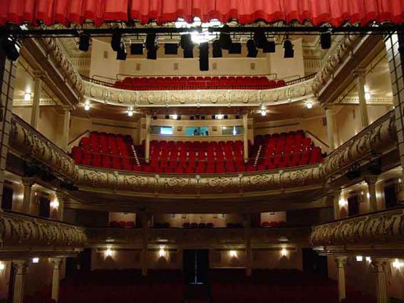 Ontdek het Grand Theatre van Huelva
