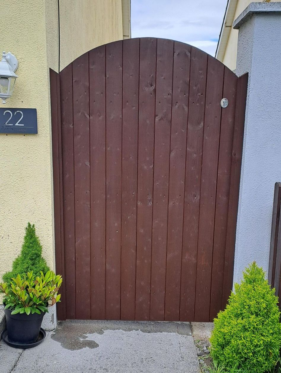 side gates and shed doors supplied and fitted in naas newbridge kildare and kilcullen