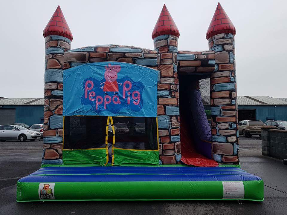 peppa pig bouncy castle,bouncy castle Kerry, kerry bouncy castle hire, Killarney bouncy castles, Dingle bouncy castles,Tralee bouncy castles castlemaine bouncy castles,