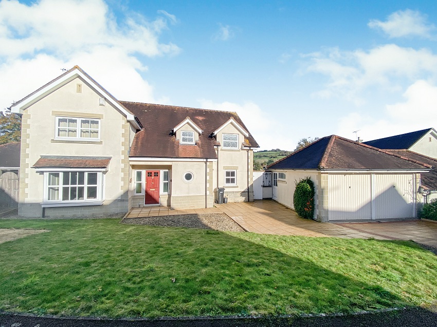 Houses Flats Bungalows Investment Property for sale in Bath