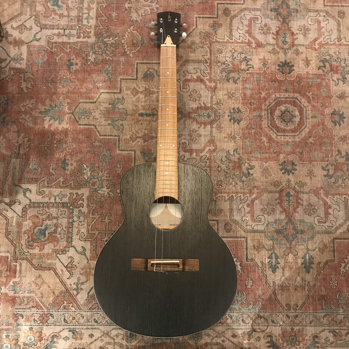 Big Bariton ukulele