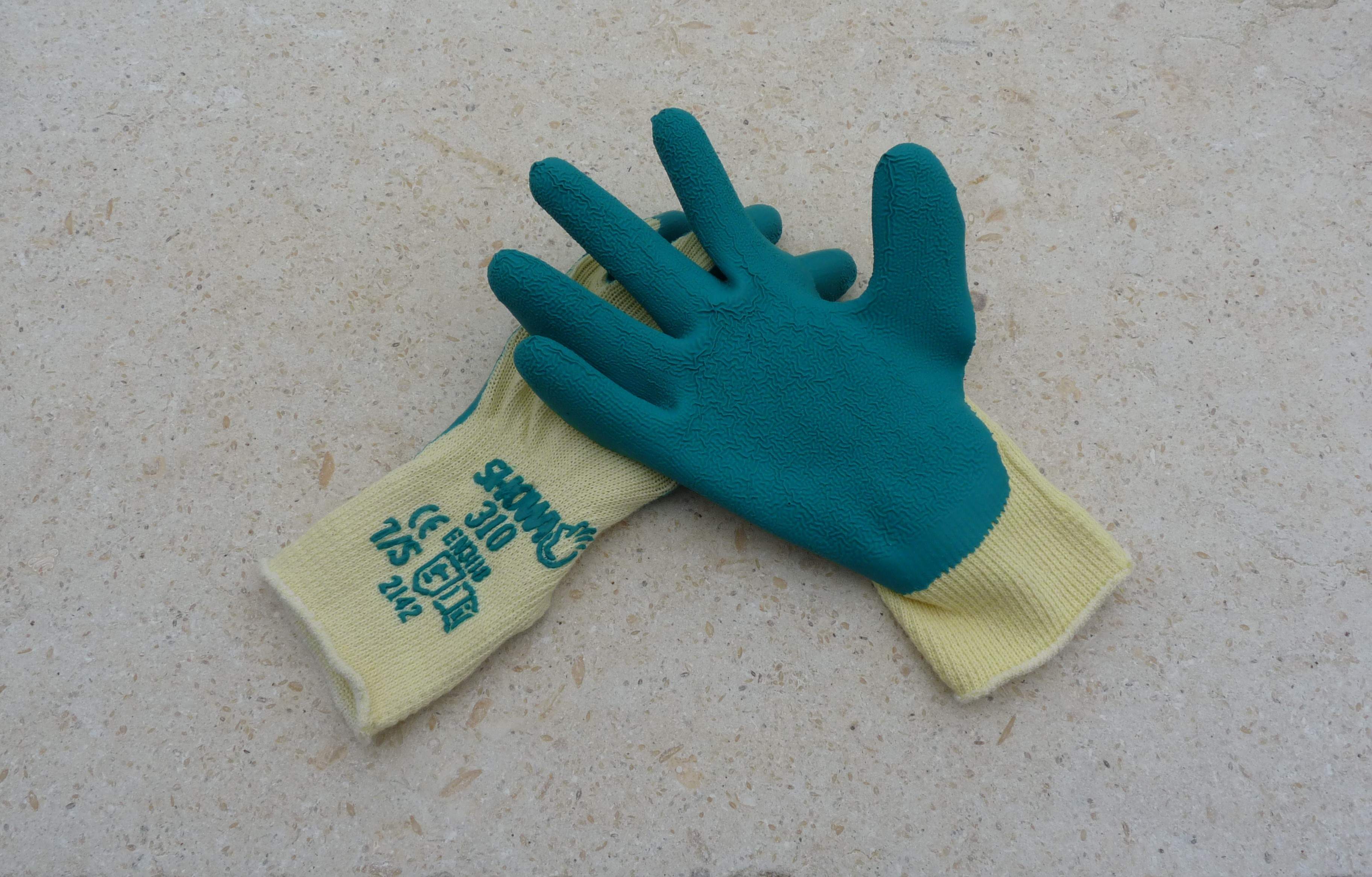 Green "Grip" Gloves
