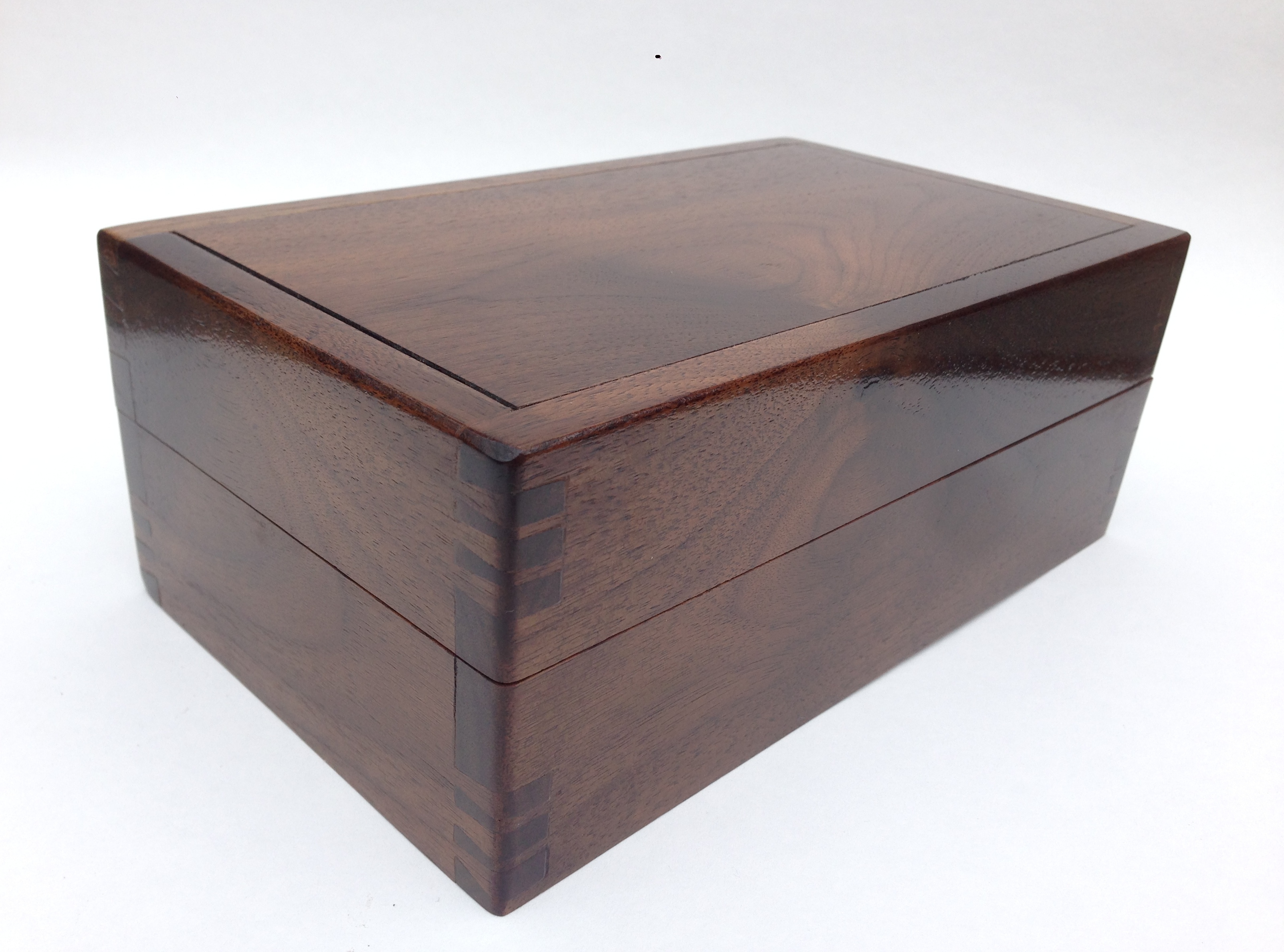 medium sized wooden boxes