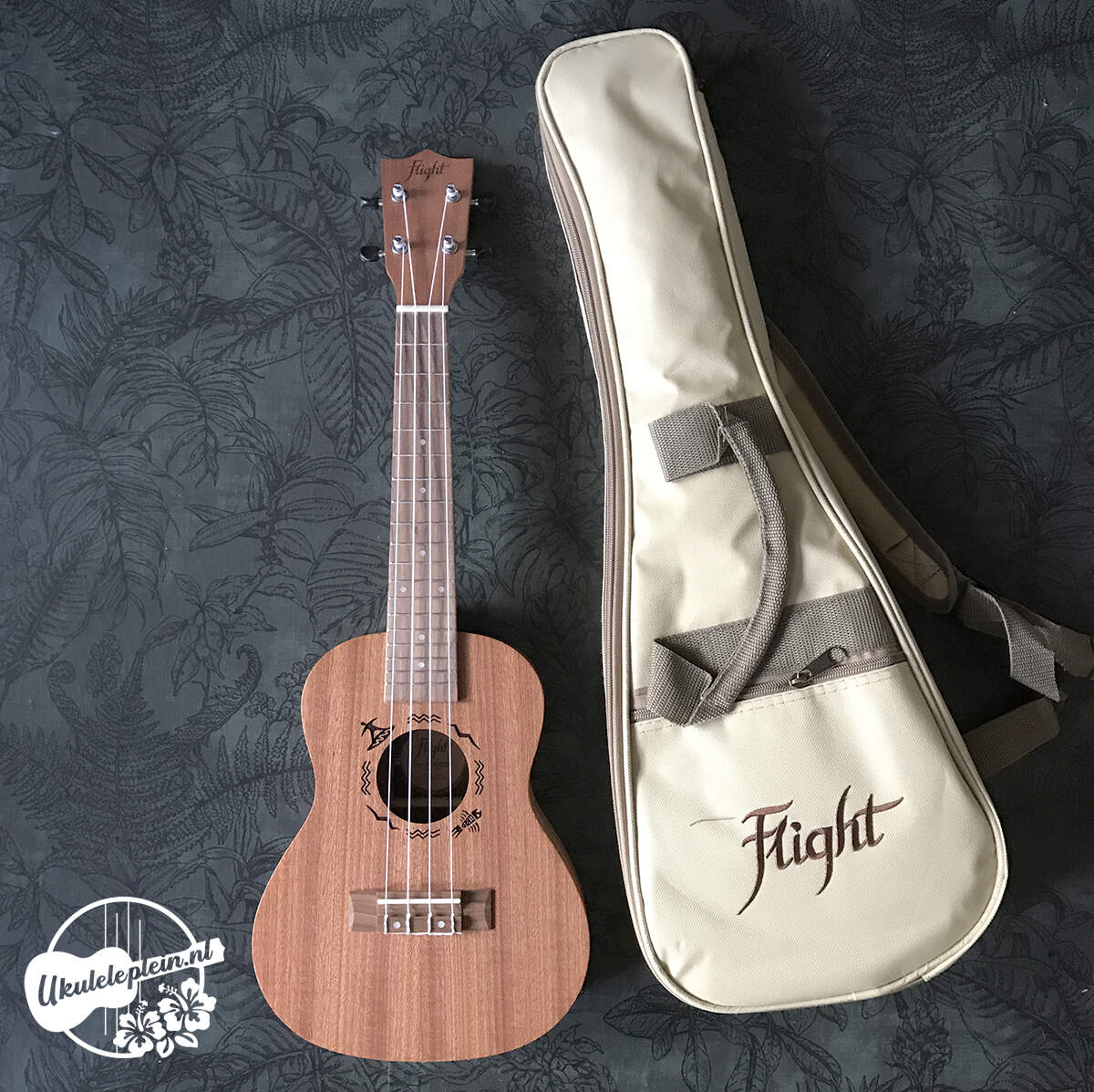 Flight NUC310 concert ukulele