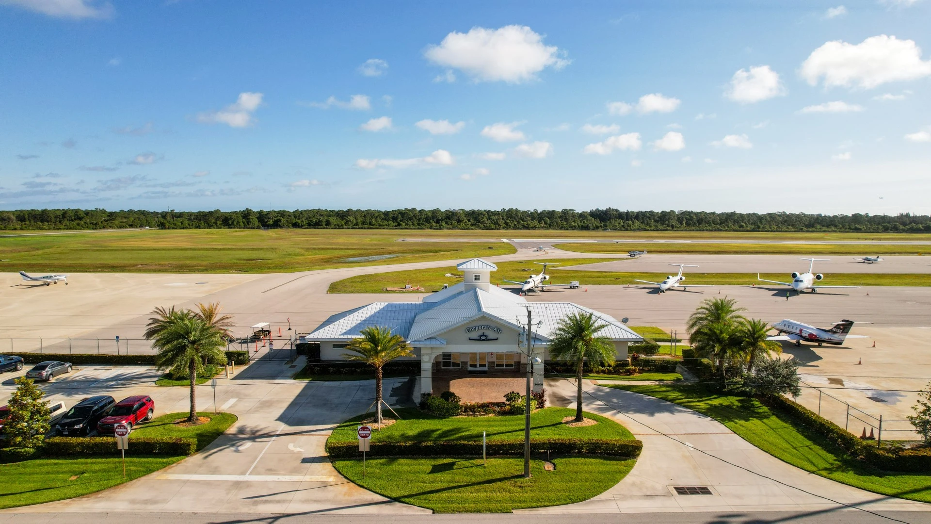 Kvrb Infinity Aviation acquires Corporate Air FBO at Florida's Vero Beach/KVRB
