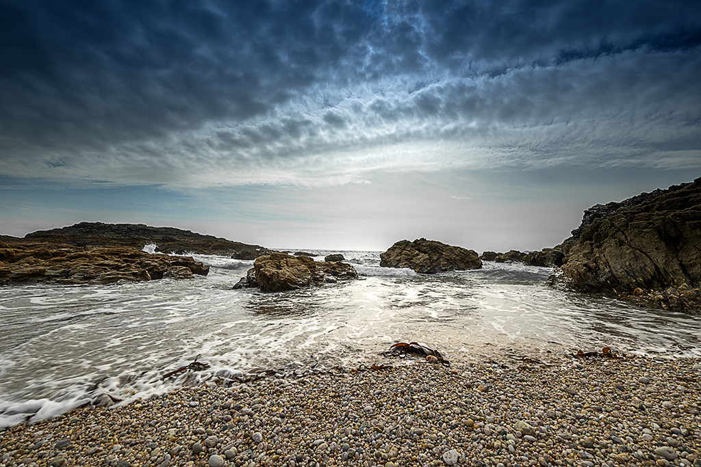 Tidal flow at Little Sleaden Rocks at Peartree Point. Stock Image ID: 2586