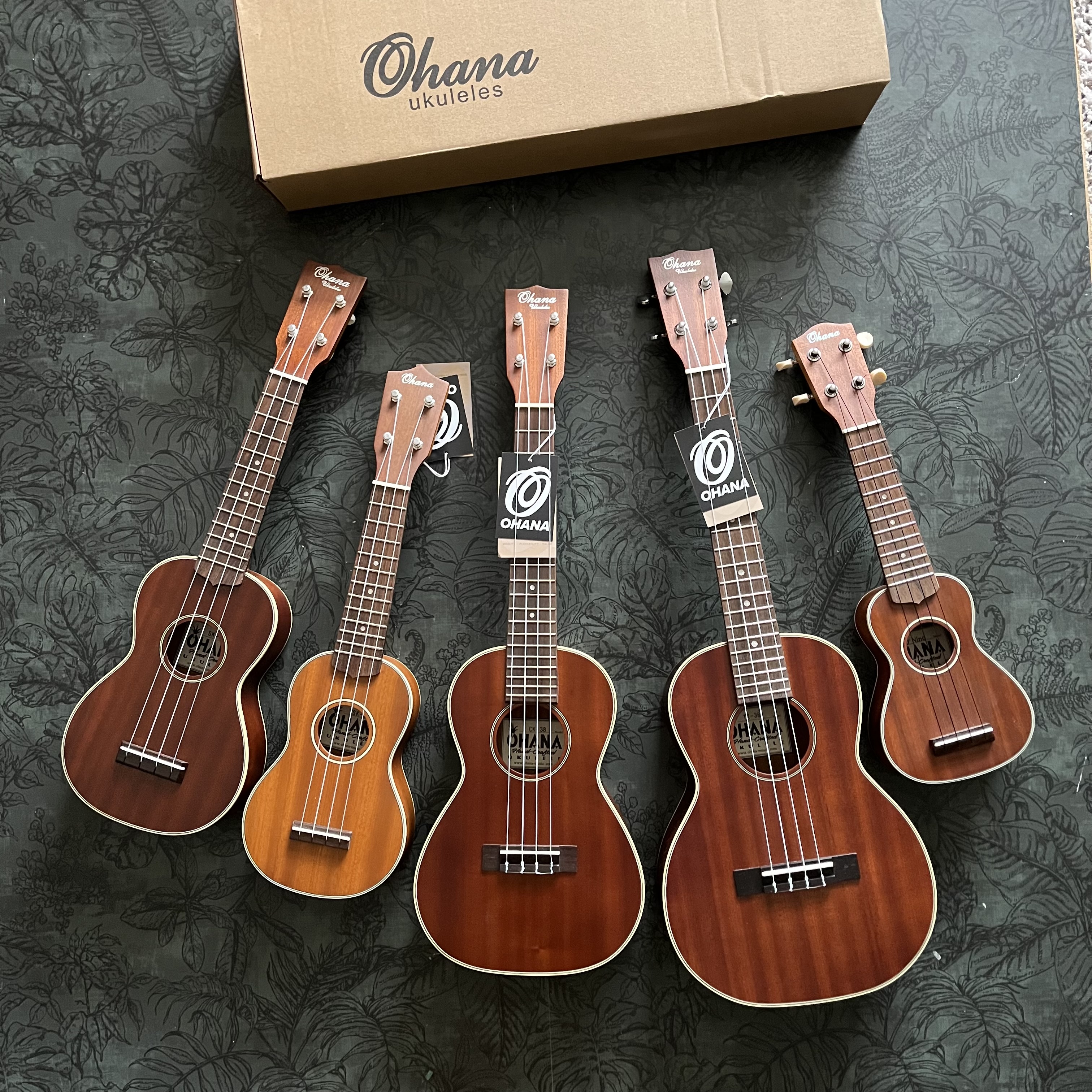 Ohana CK-38 Vintage martin style ukulele