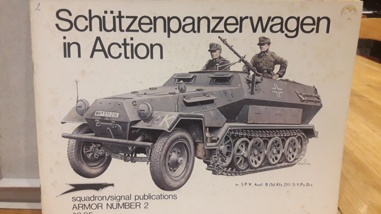 SchutzenpanzerwagenI in action / squadron/signal publications