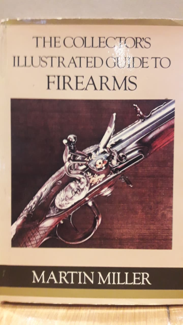 The collectors illustrated guide to firearms / fotoboek 300 blz