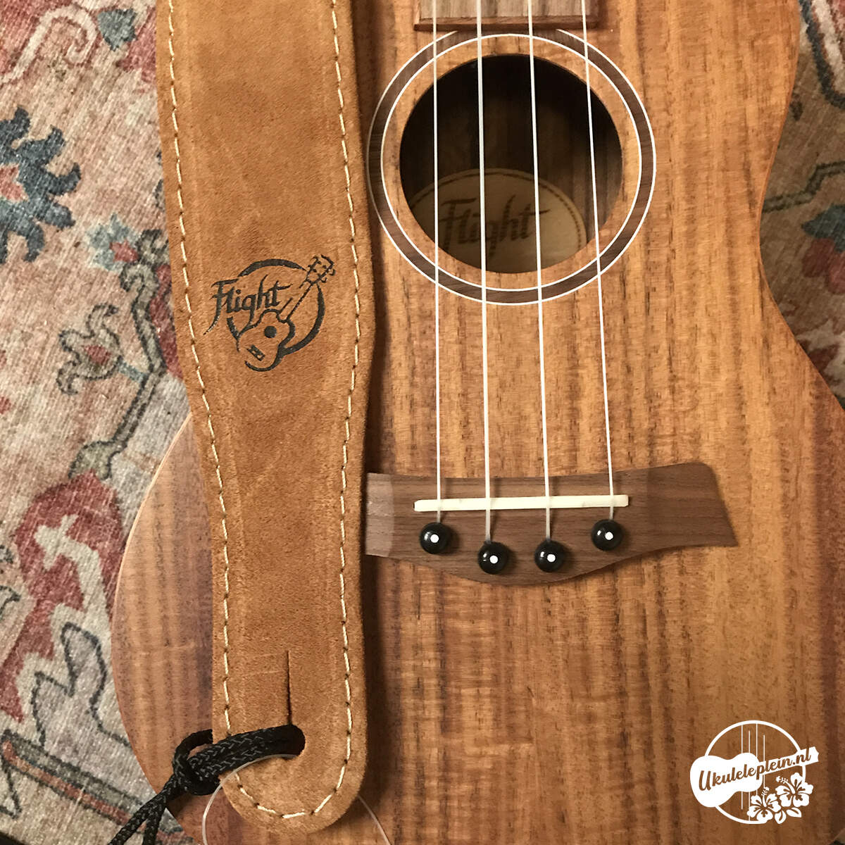 Flight ukulele straps van leer