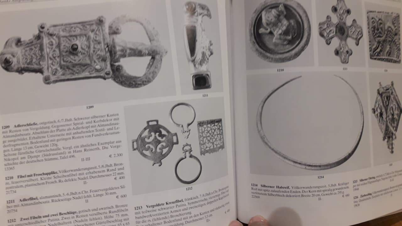 Catalogus Hermann Historica Munchen antieke wapens en medailles oktober 2003 / 360 blz