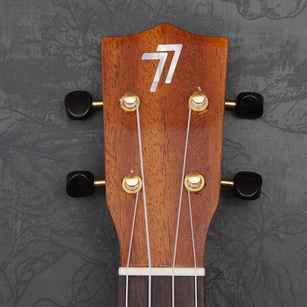 Mahimahi 77 sopraan ukulele