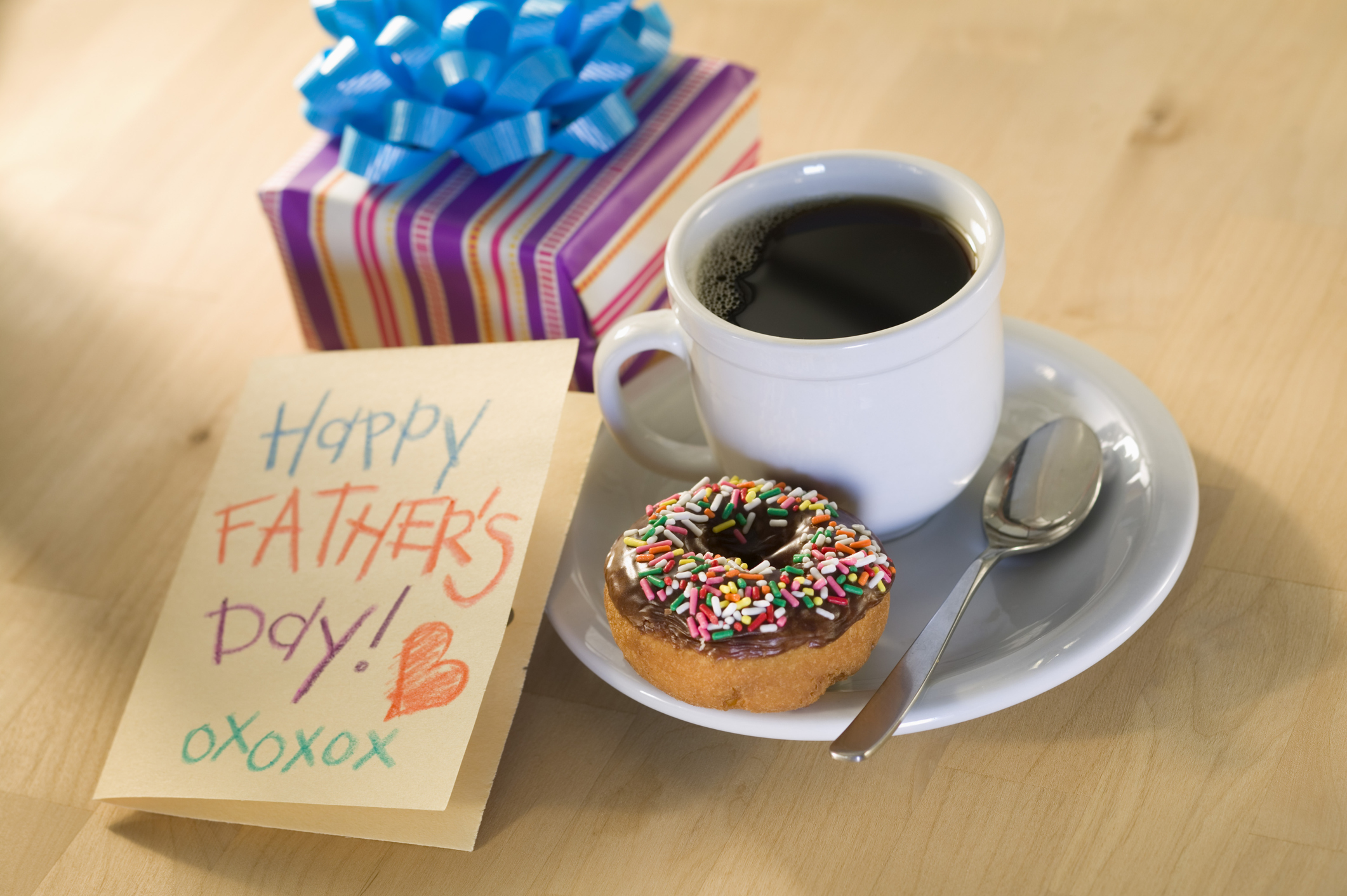 donut-and-coffee-with-father-s-day-cardjpg