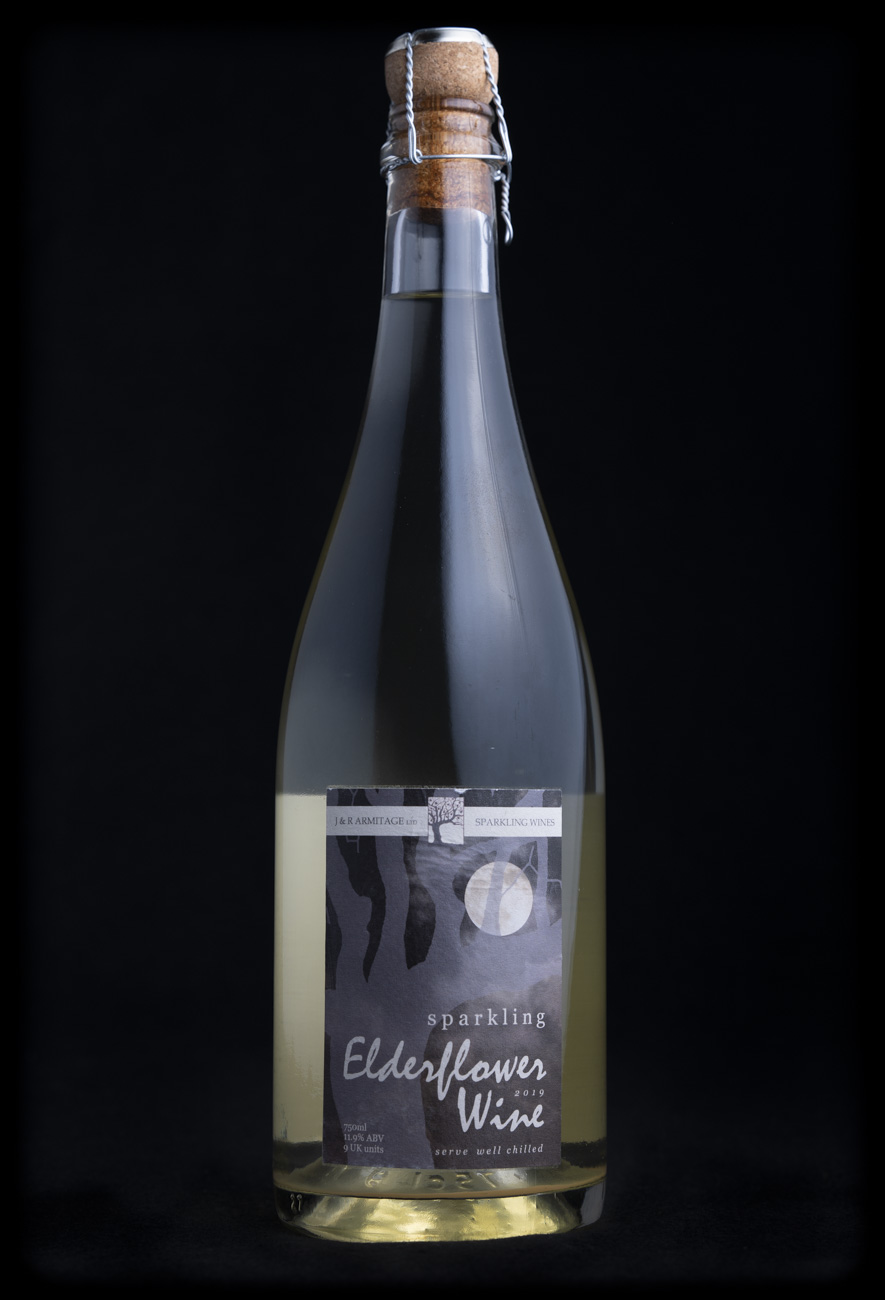 Sparkling Elderflower Wine (2021)