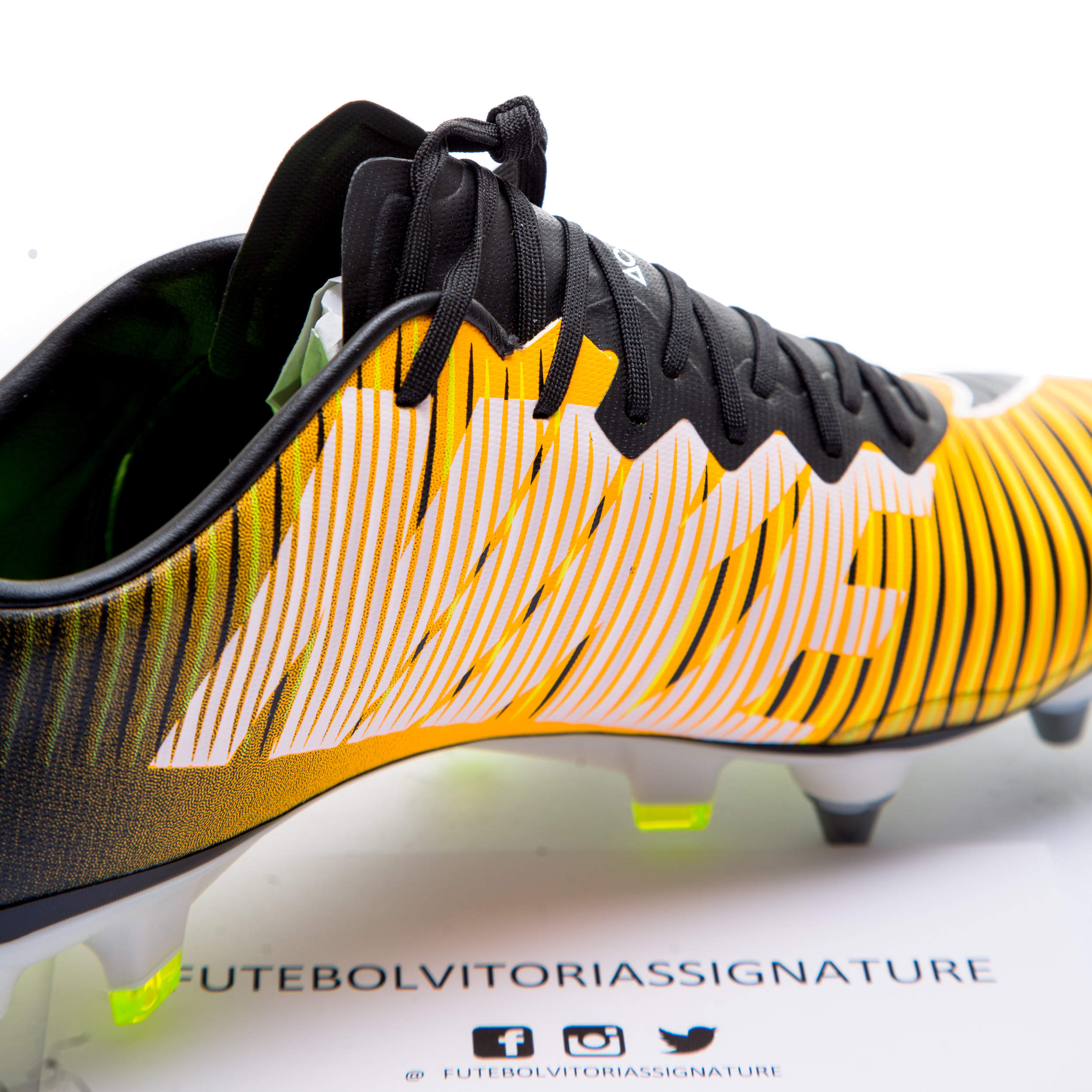 new football boots coming soon nike mercurial vapor viii fg
