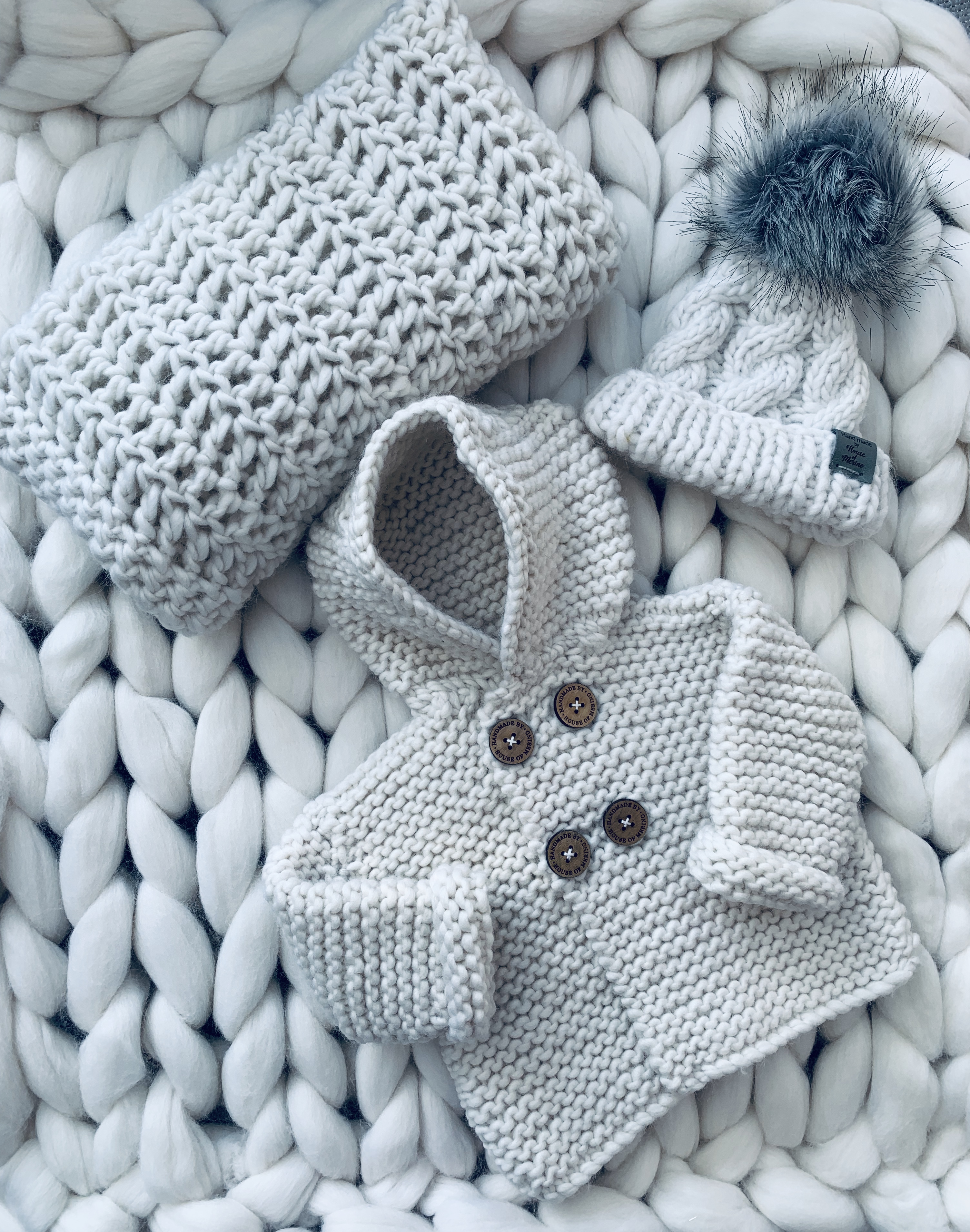 Merino chunky knit hooded cardigan set