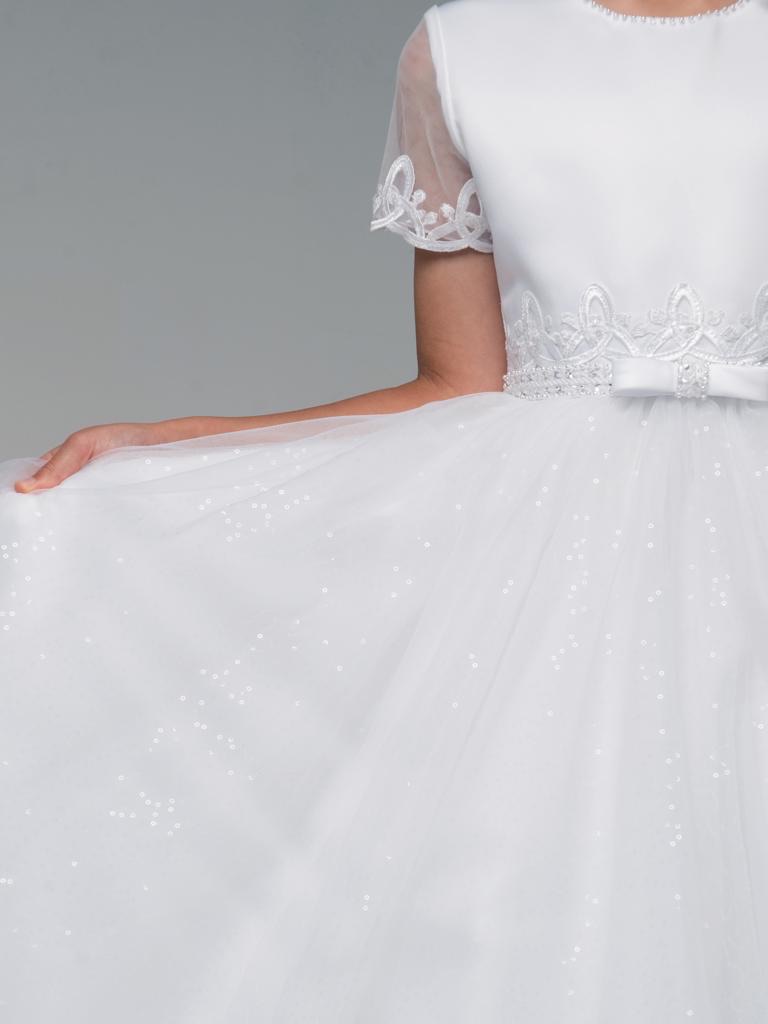 Beautiful Celtic Knot design on the bodice with a sparkley tulle skirt