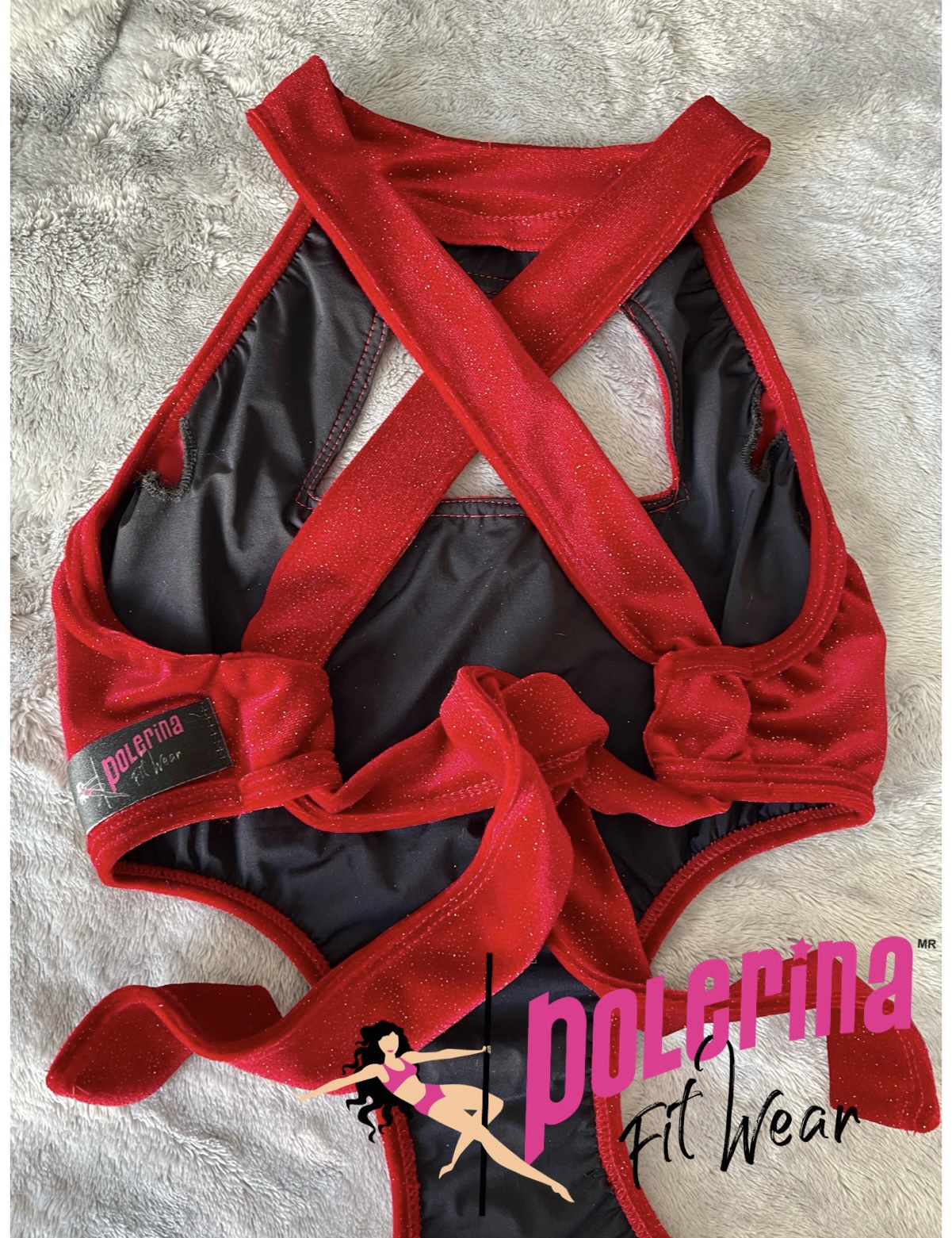 Polerina Fit Wear presenta: Red Velvet