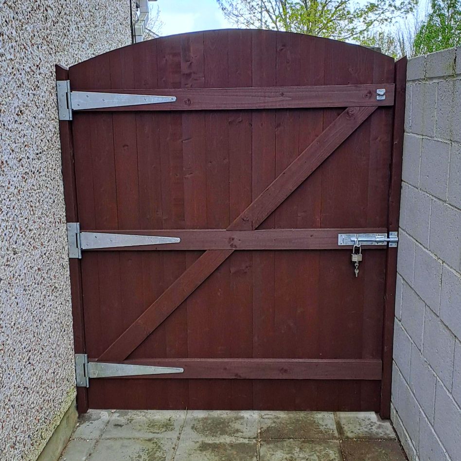 Shed door supplied and fitted in naas newbridge kildare and kilcullen