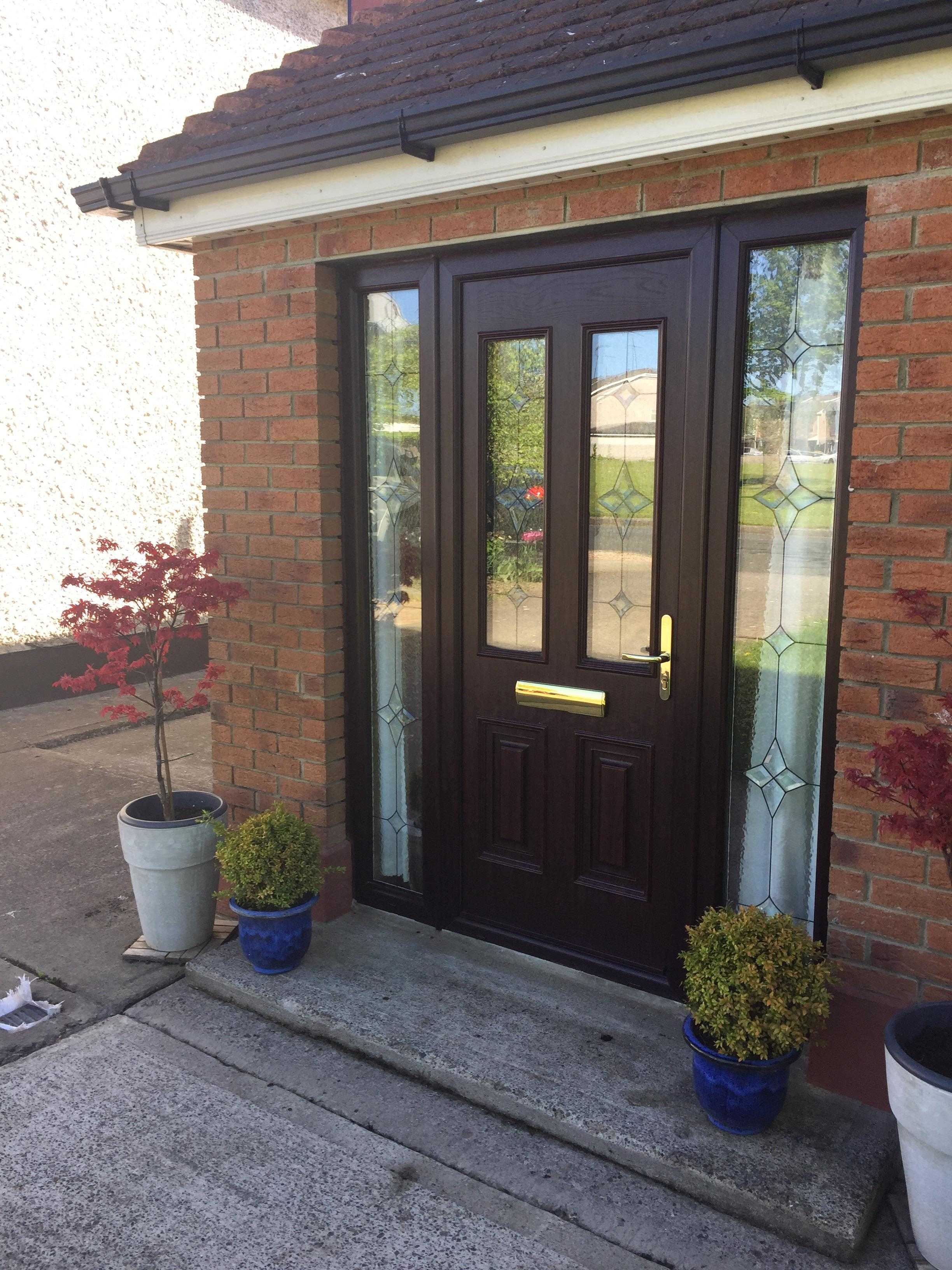 ROSEWOOD PALLADIO PALMERO COMPOSITE FRONT DOOR FITTED BY ASGARD WINDOWS.