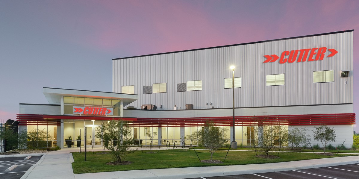 Cutter Aviation open new facility at San Antonio, Texas