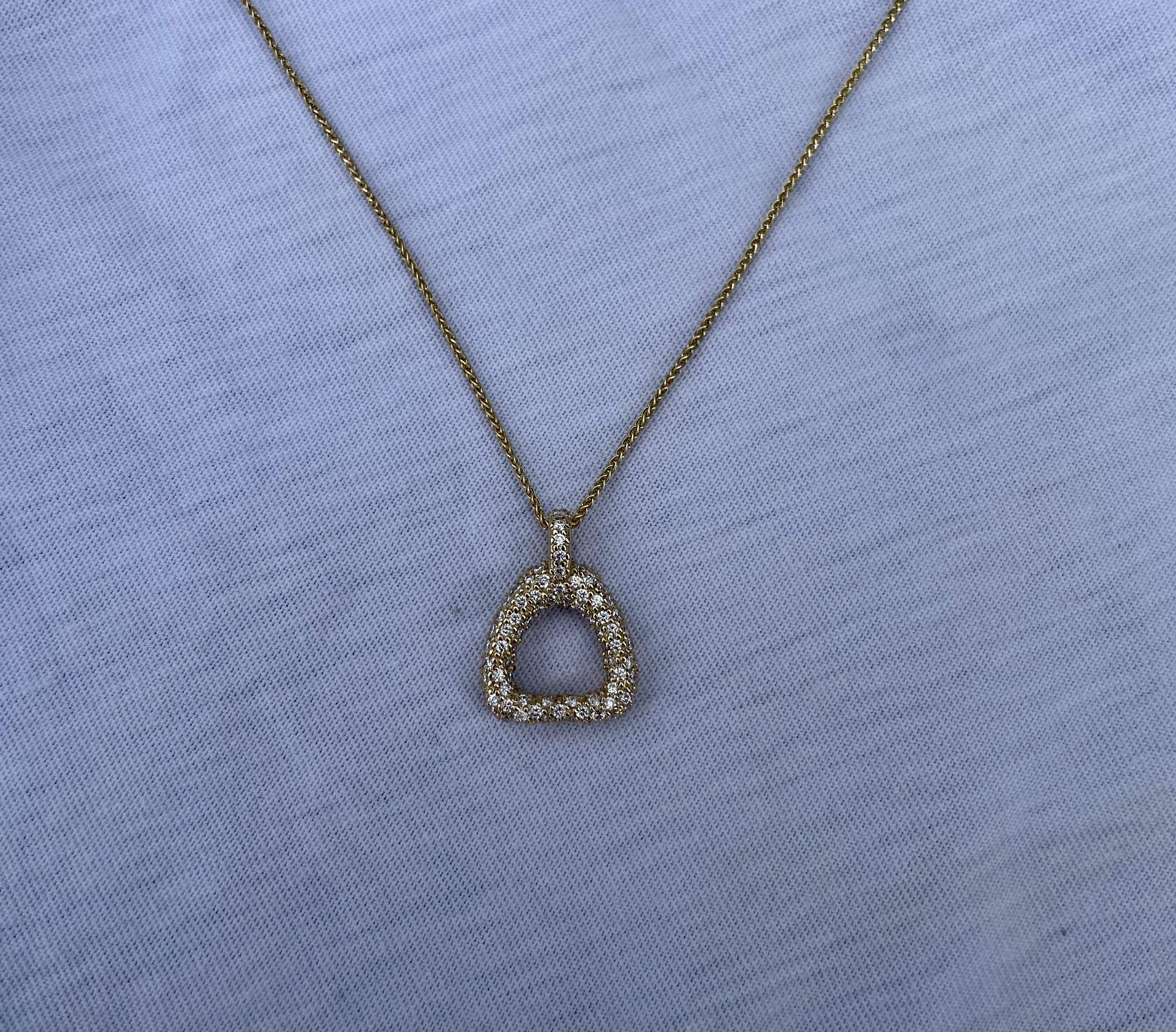 Sleek stirrup pendant (diamond set)