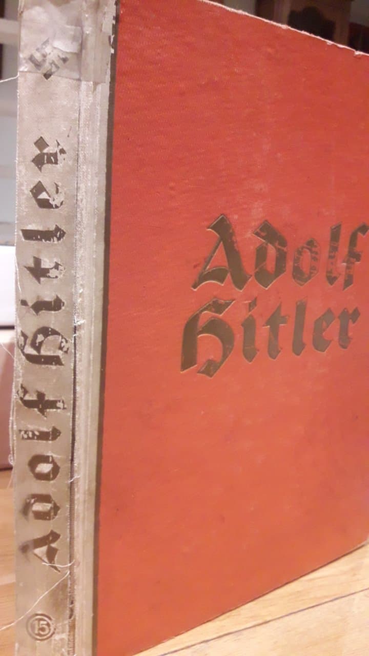 Origineel Adolf Hitler bilderbuch , in mindere staat maar kompleet !!