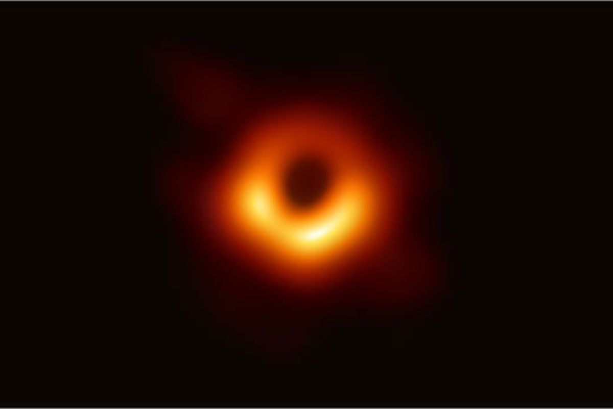 There's A Woman Behind First Black Hole Image?