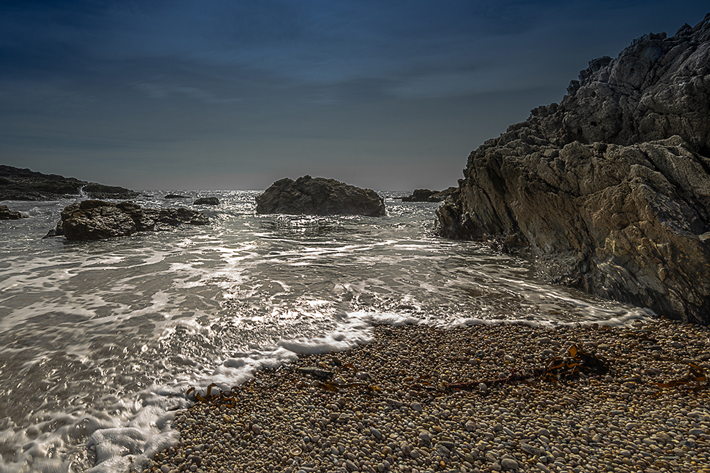 Tidal flow at Little Sleaden Rocks at Peartree Point. Stock Image ID: 2674