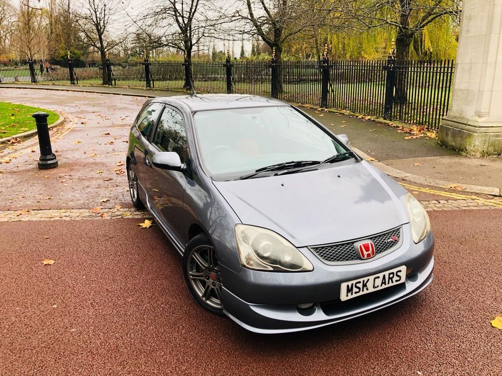 Honda Civic Type R EP3 Facelift, presented in factory Cosmic Grey with an Black/Red